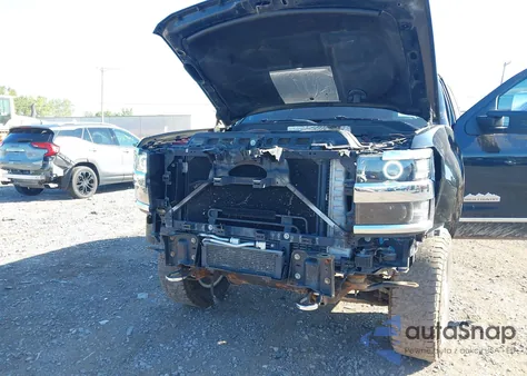 2019 Chevrolet Silverado 2500Hd High Country from USA, damaged, VIN 1GC1KUEY2KF264793